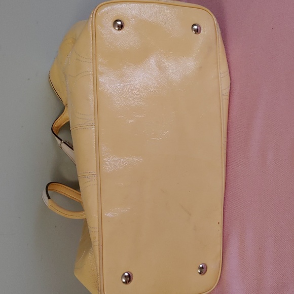 Coach Bag - Picture 6 of 10